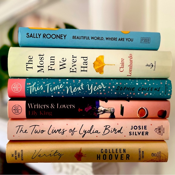 Other - 🍷📚 Best Selling Book Club Hardcovers 🍷📚